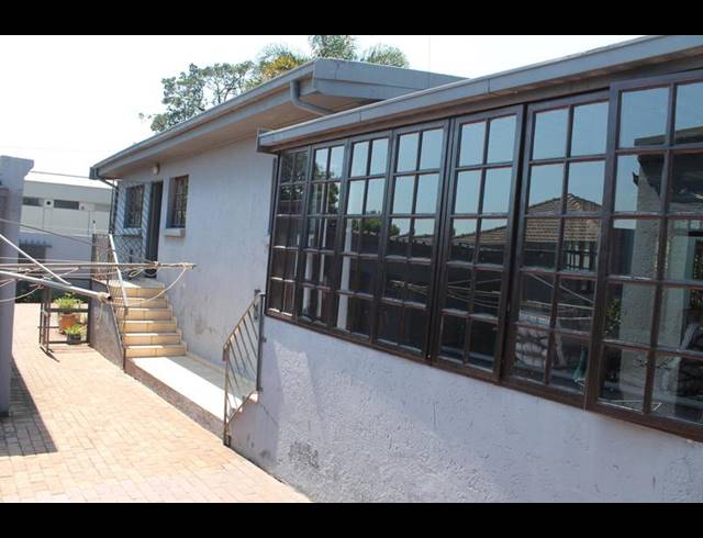 4 BEDROOM HOUSE FOR SALE IN KENSINGTON